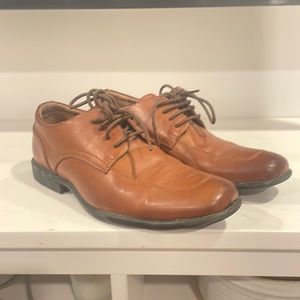 Size 6 men’s boys dress shoes